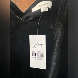 Loft crushed velvet V-neck new with tags, soft as can be in gray charcoal